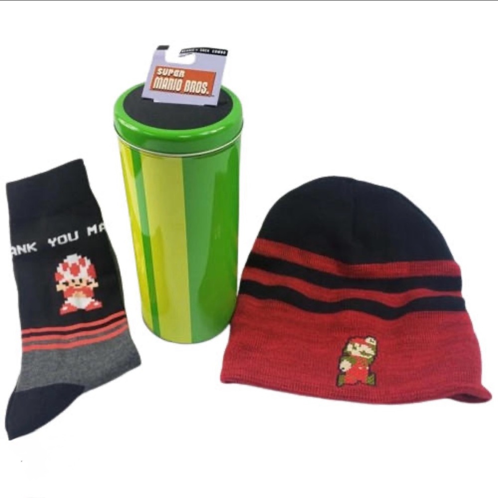 NWT Super Mario Brothers Knit Beanie & Crew Sock Set in Collectible Pipe Bank